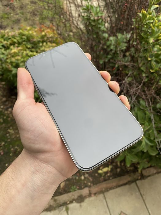 iphone 13 pro max 100% baterie