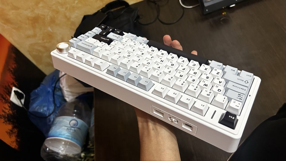 Aula f75, клавиатура