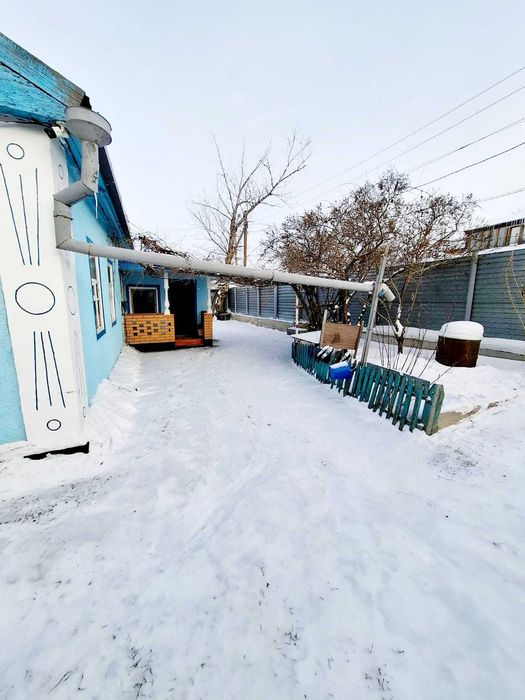 ПРодам дом 4 комнаты 10соток