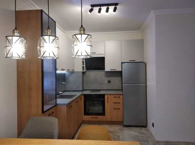 Дава се под наем Двустаен апартамент в София, Красно село - 70 кв.м за 826.71 € - Снимка #2