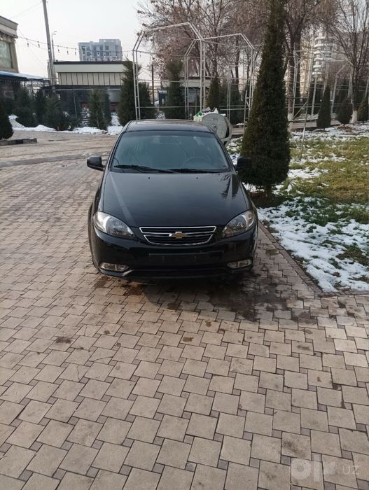 Jentra qora kraskasi tozza