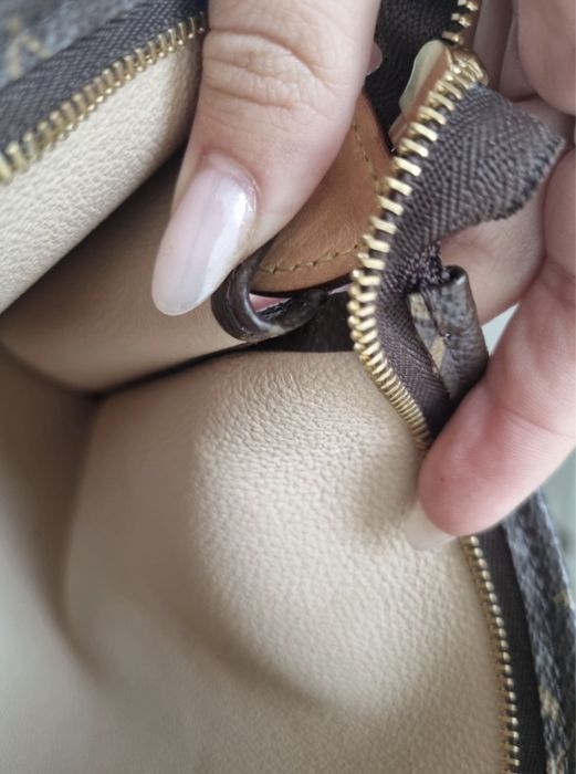 Louis vuitton чанта