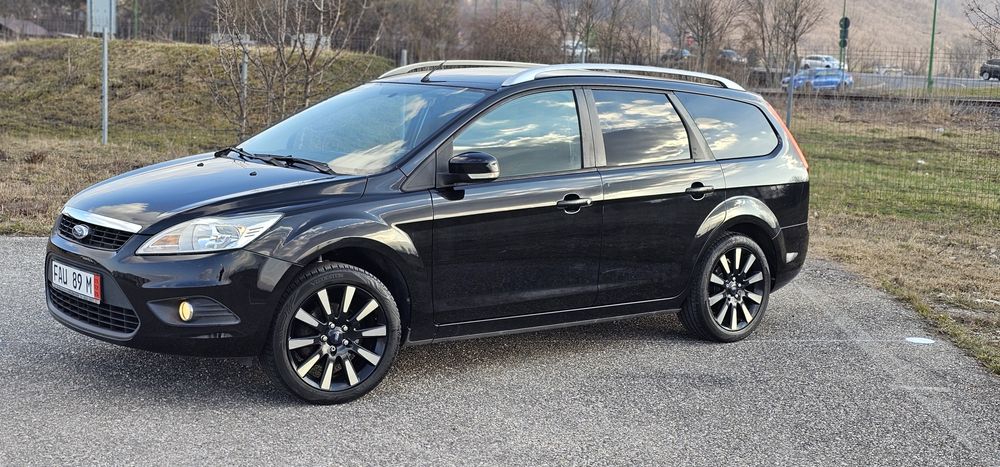 Ford Focus an 2010