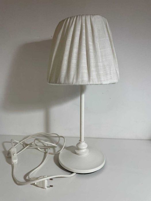 Настолна лампа ÖSTERLO