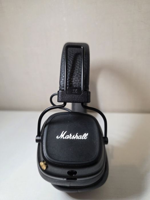 Наушники Marshall Major IV