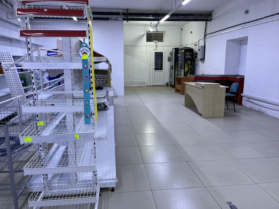 Продается коммерческое помещение, магазин.