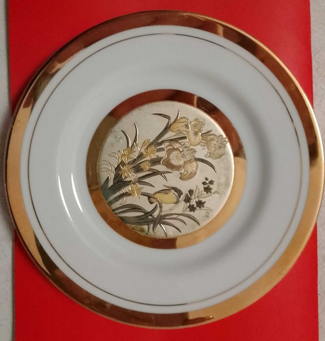 Позлатена японска чиния Chokin (24 K)