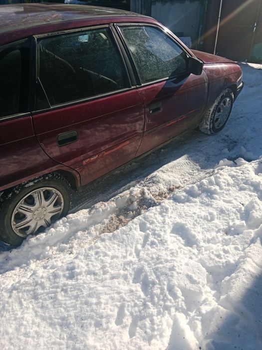 Опель астра продам