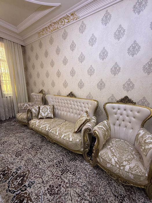 Продается комплект! Диван + 2 кресла