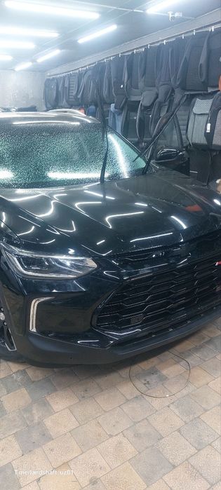 Tracker 2  premier plus