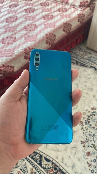 Продам срочно дешево самсунг