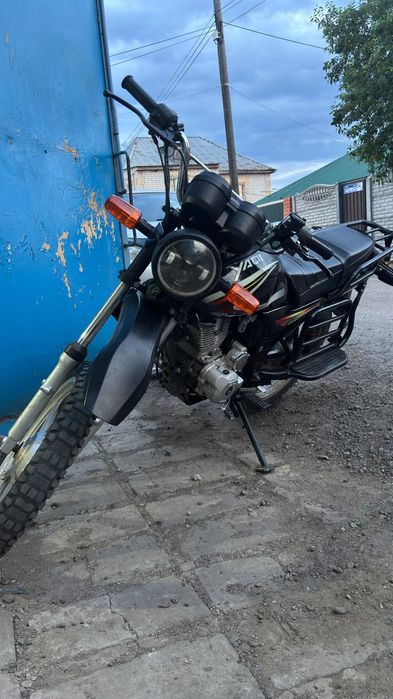 Продам яки qy200