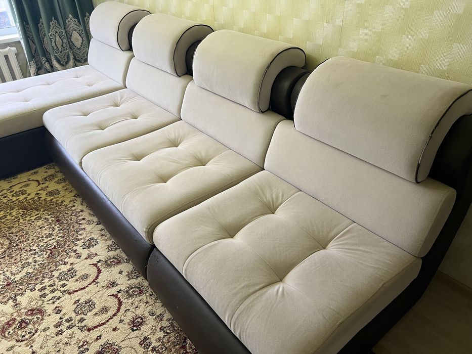 Диван уголок кожанный