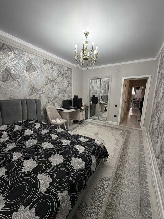 Продам 3х комн кв Батыс с ремонтом