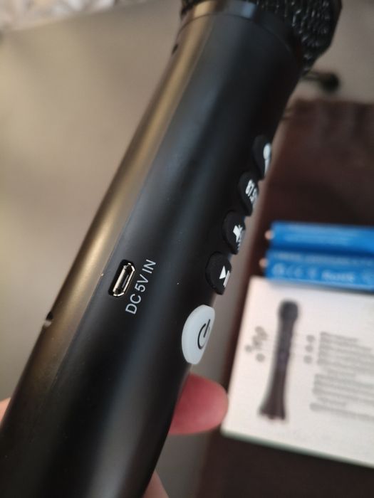 Караоке микрофон