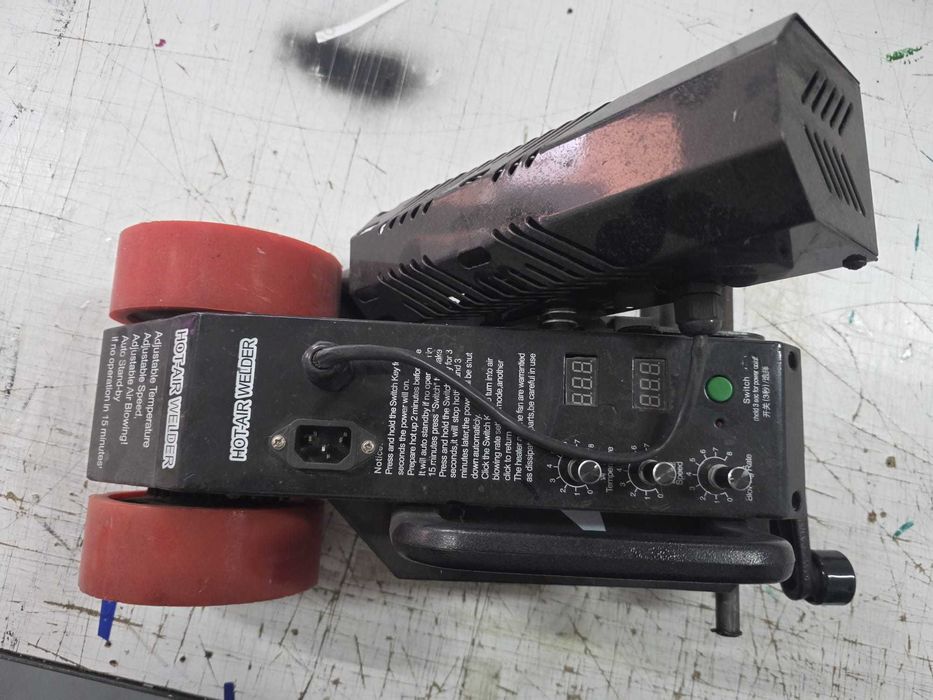 Robot de lipit bannere