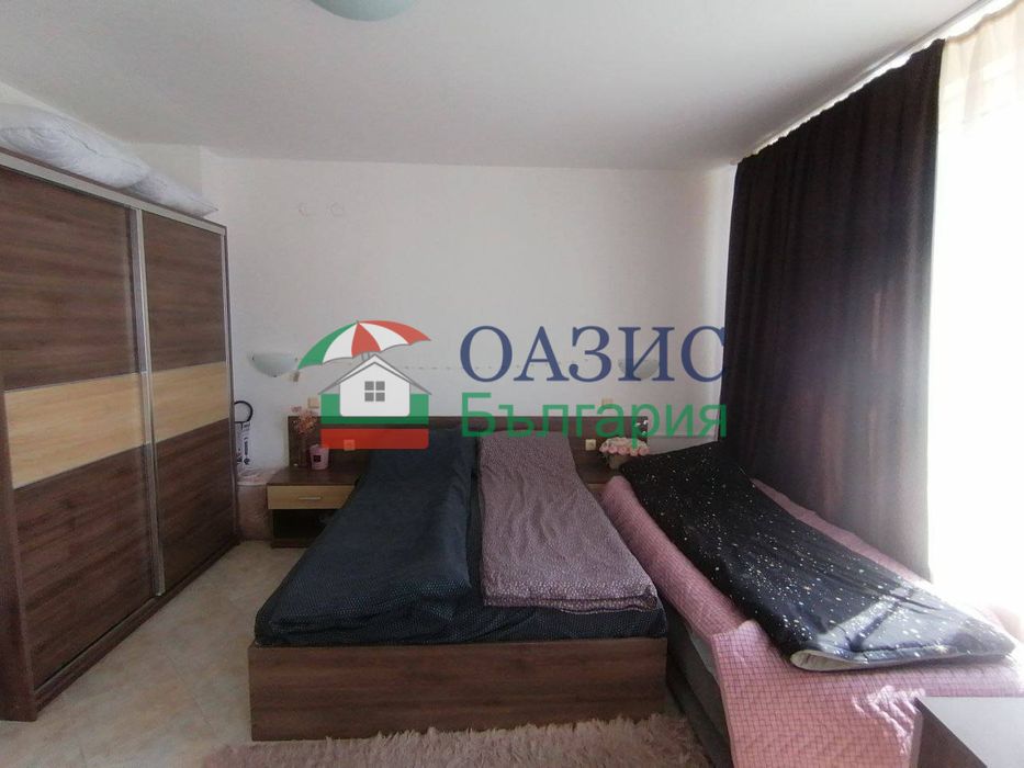 Голям 2-стаен апартамент на 4-ти етаж, Сънсет Кошарица, България - 92,40 кв. м.,