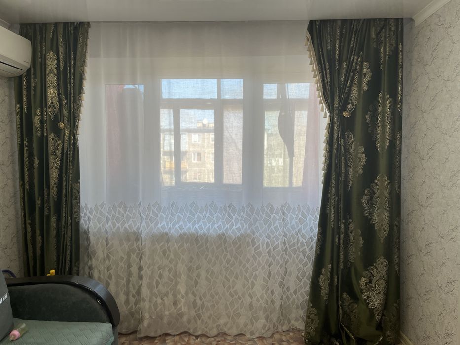 Продам комплект штор и тюль