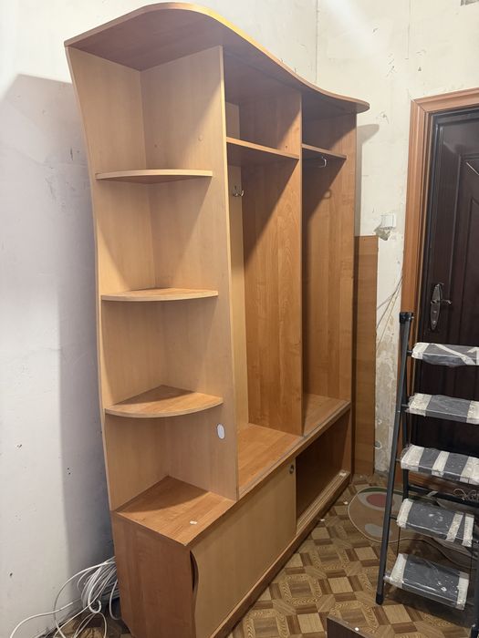 Шкаф для прихожей