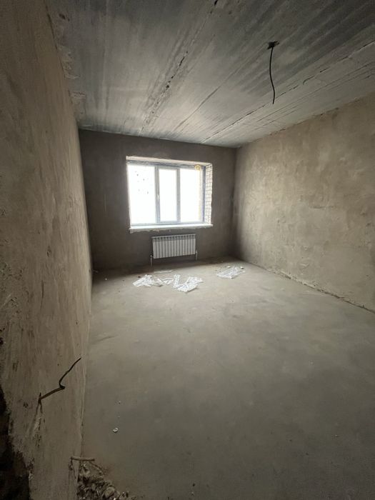 Продам 2 ком. квартиру на Батыс -2