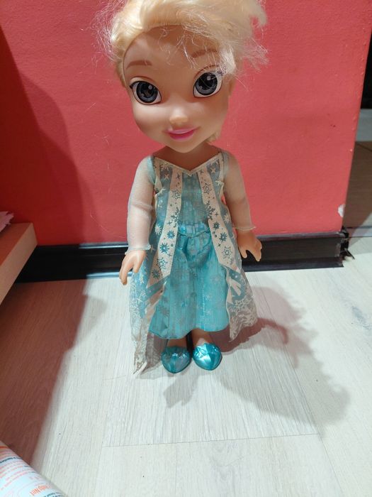 Ana si Elsa de la Noriel