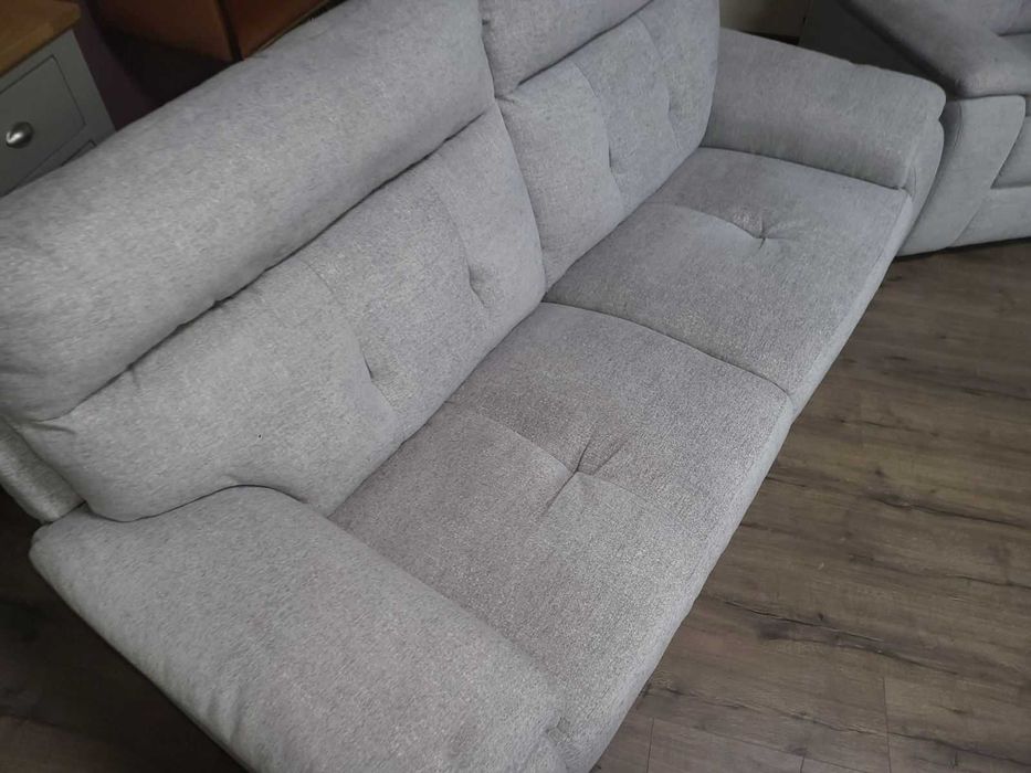Италиански сив комплект от плат диван тройка и два фотьойла