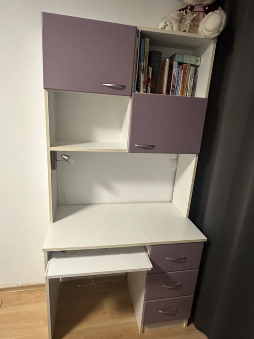 Бюро подходящо за всеки учещ и работещ