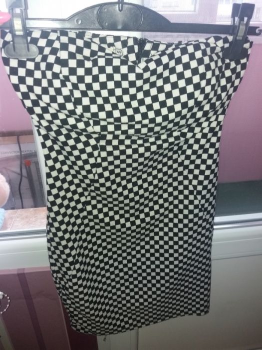 Дамска рокля