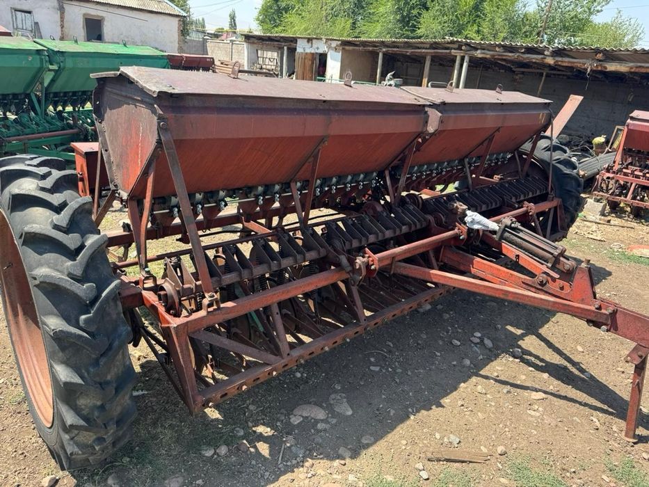 Сеялка        .     .