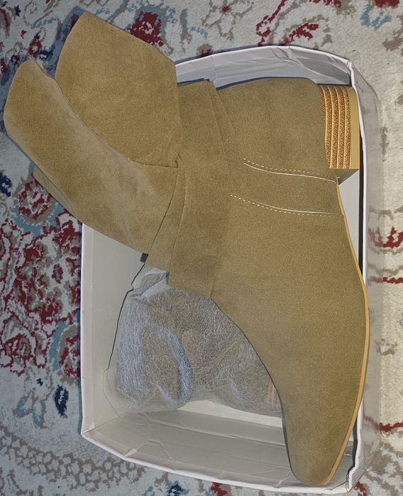 Осенние сапоги новые