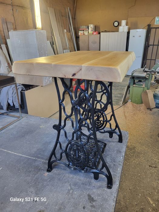 Помощни маси за хол и антре!