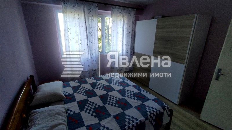 Продава се Двустаен апартамент в Бургас, Изгрев - 61 кв.м за 1886 €/кв.м - Снимка #2