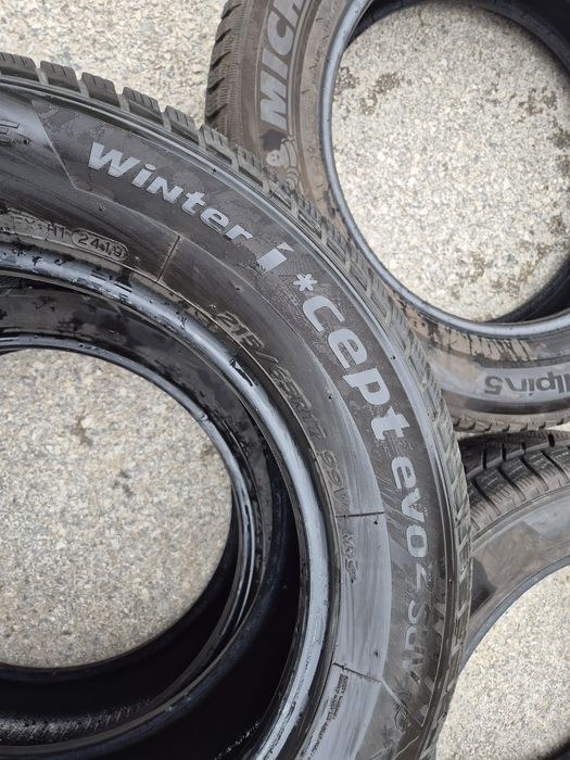 2бр. 215/65/17 Hankook Winter i cept зимни гуми
