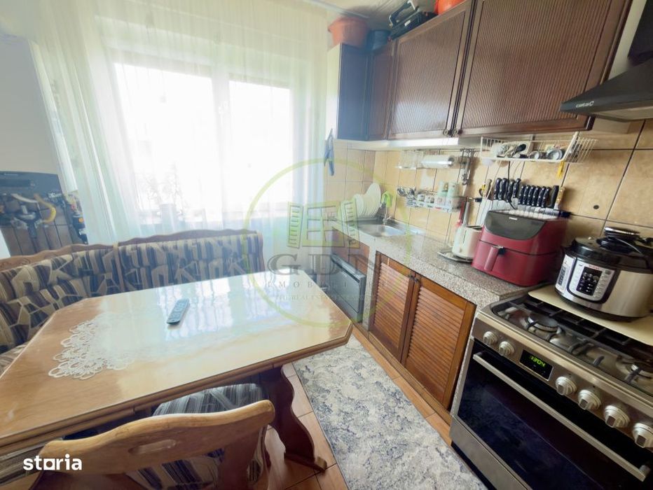 Apartament 2 camere, 52.14 mp, cartier Craiovita Noua, zona Scoala Ele