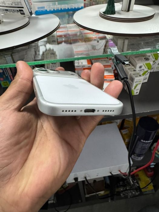 Продам Iphone 17 Pro 256gb