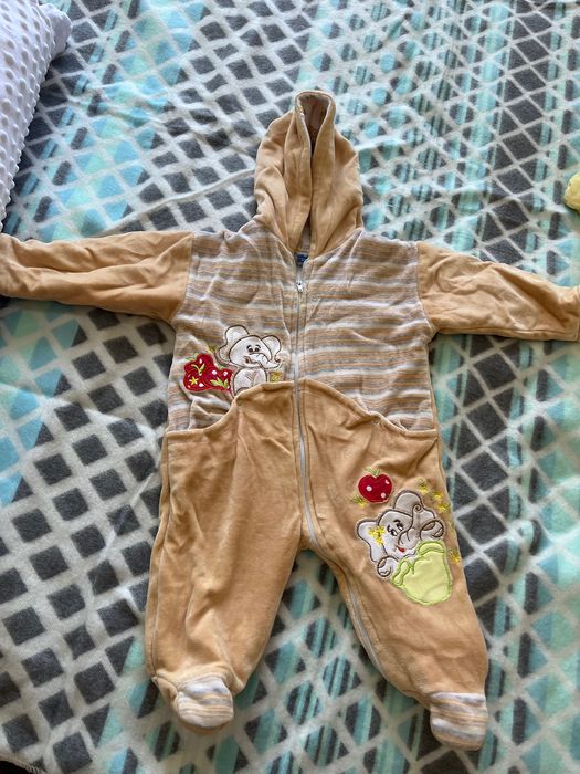 Продам комбинезоны для девочки,в хорошем состоянии