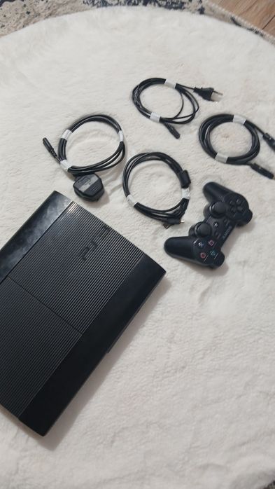 Ps 3 cu cabluri si controler