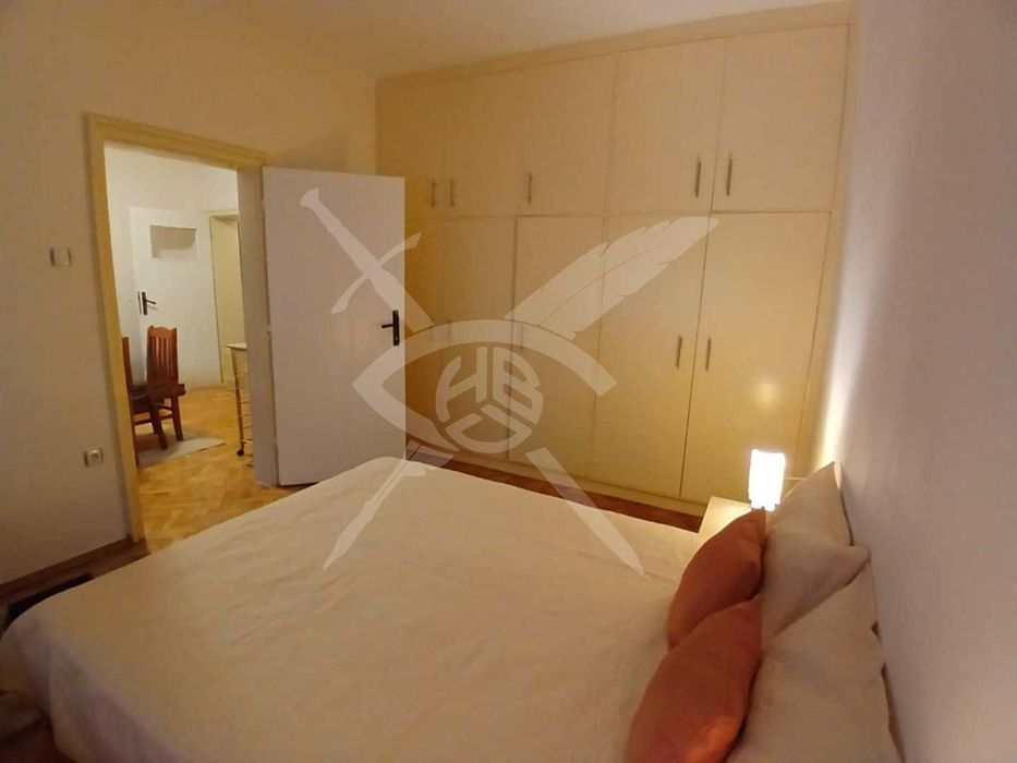 Тристаен апартамент в Центъра, София №181964