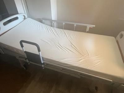 Дунапренен матрак 200/90 см с водонепромокаем калъф за болнично легло