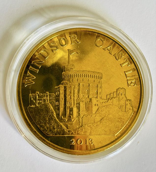 Монета - Замъка Уиндзор (Windsor Castle) 2013
