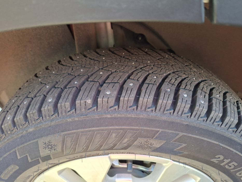 Шины зимние шипованные
