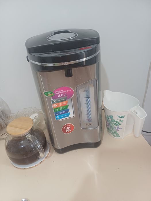 Продам термопот в хорошем состоянии