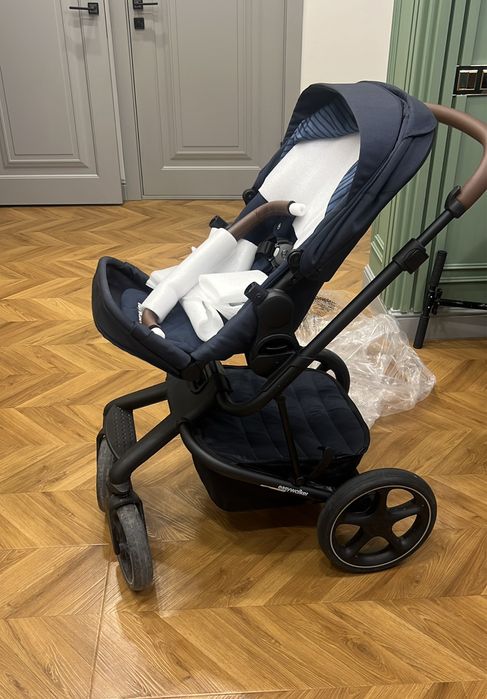 Продам коляску Easywalker