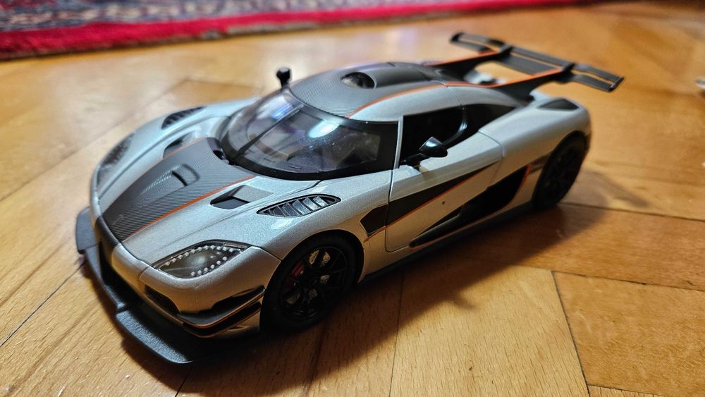 Macheta Koenigsegg ONE 1 1/24