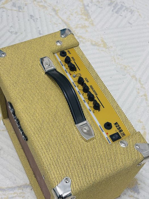 Усилитель для гитар, Belcat V25G