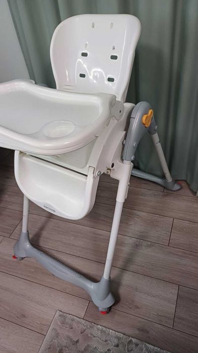 Стол за хранене BREVI