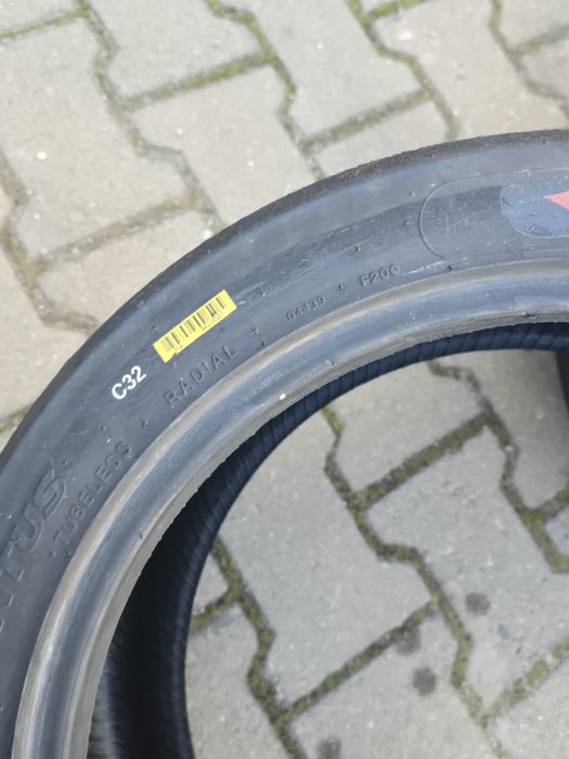 215 615 17 Hankook сликове