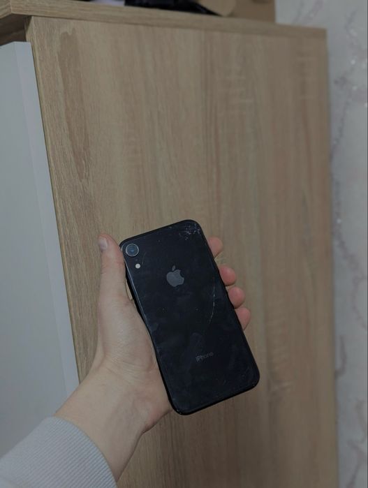 Обменяю Iphone XR или продам