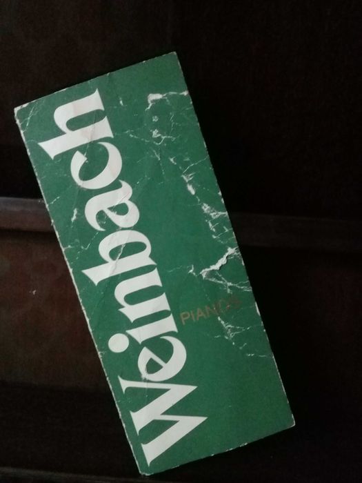 Пианино Weinbach. Есть пасспорт