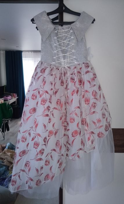 Продам бальное платье !